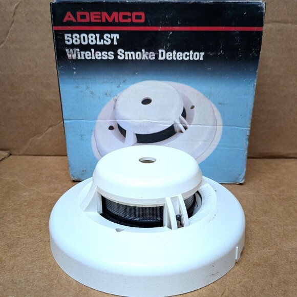 ADEMCO 5808LST WIRELESS SMOKE DETECTOR - UNUSED - DETECTOR, COVER AND BOX ONLY - Picture 5 of 8